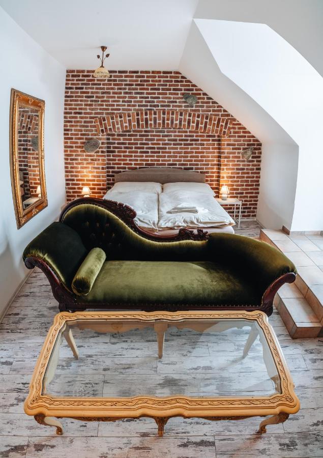 Hotel Kastely Grof Zichy Haniska Esterno foto